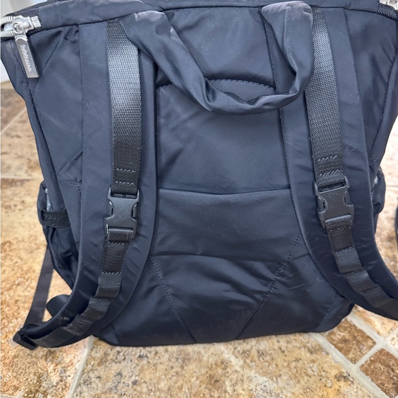 lululemon athletica Midnight Black Parent Backpack - Picture 9 of 10